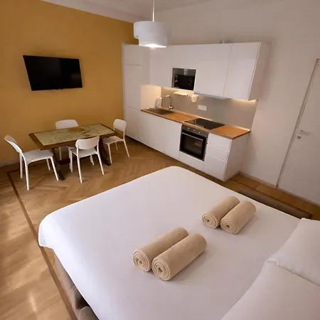 Apartmán Bright & Cozy Flat - Walk To & Train Station *